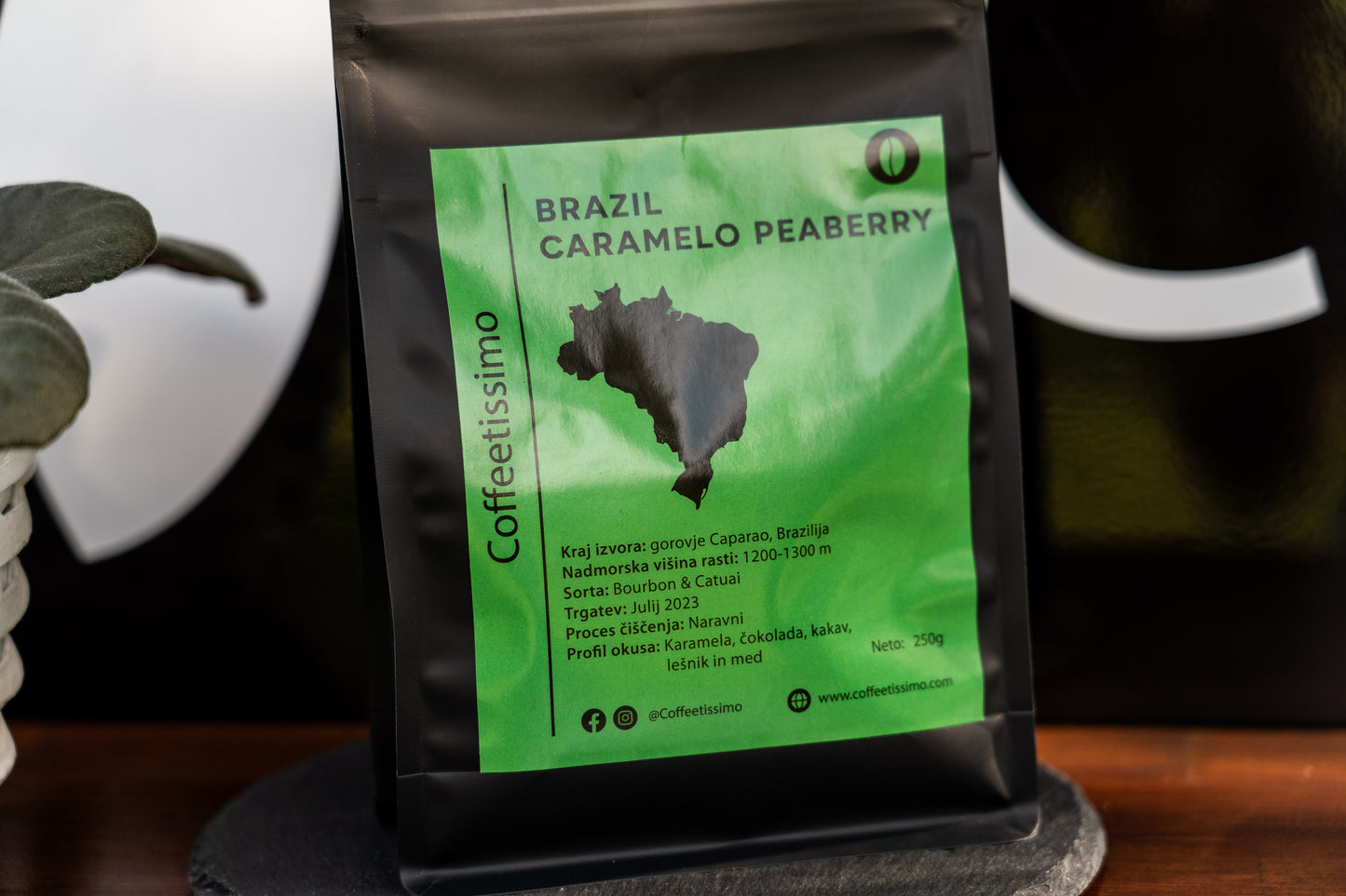 BRAZIL CARAMELO PEABERRY